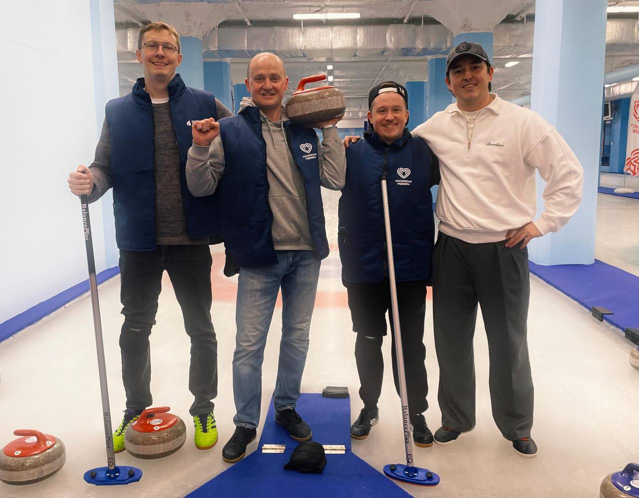 Команда НПЦ ДП — серебряные призёры турнира ДЗМ по кёрлингу! 