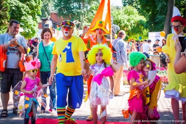 Детский инклюзивный фестиваль в Саду им. Баумана