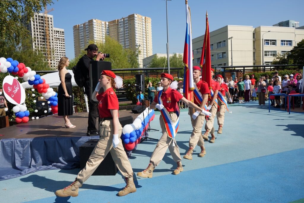 В нашем Центре прошёл большой праздник, посвященный чествованию наших Героев и ветеранов СВО — Зарница «Я с тобой!»