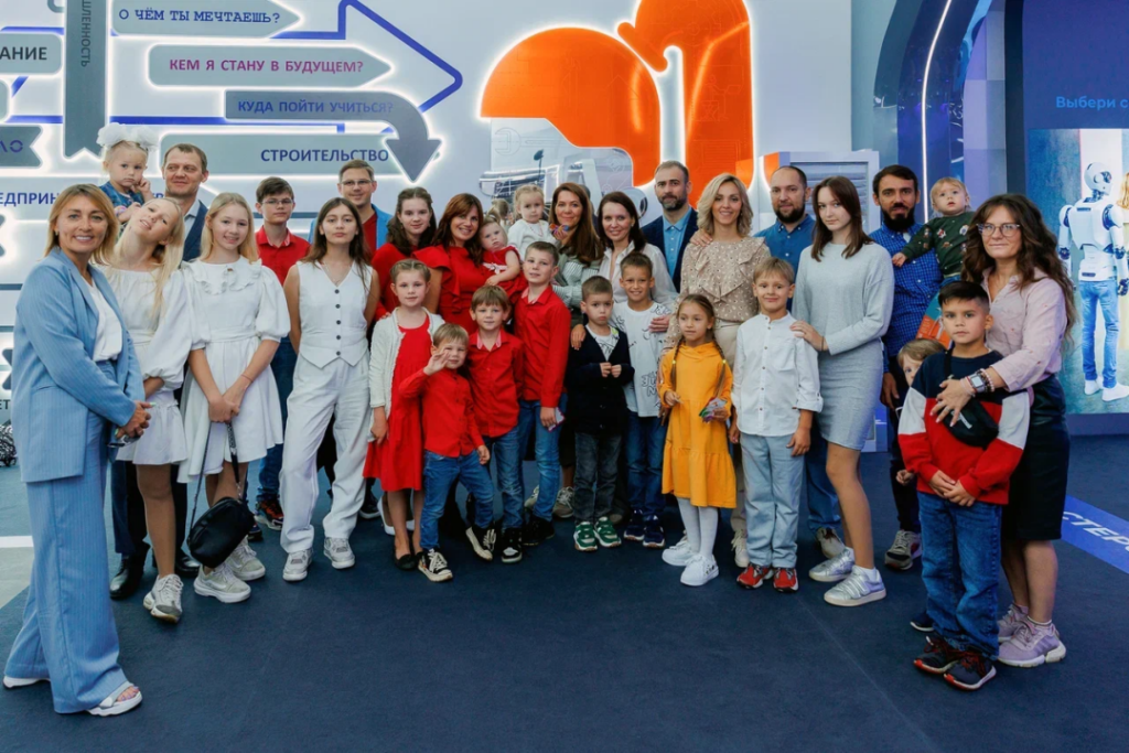 Праздничные лекции, мастер-классы и выставки пройдут в Москве в День матери