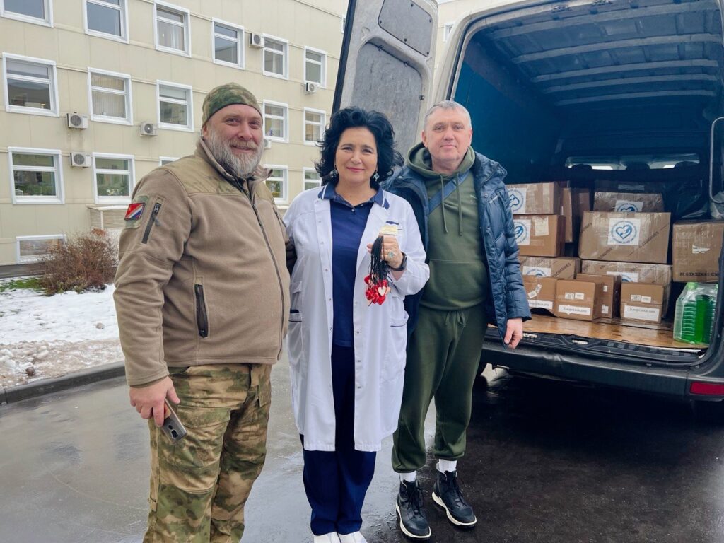 Передали гуманитарную помощь Героям СВО в рамках нашей акции «Я с тобой»!