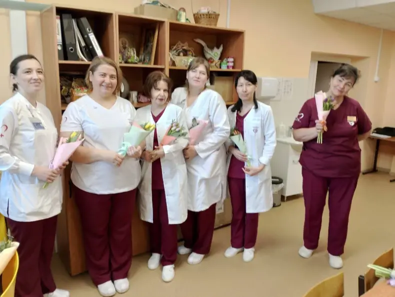 Тёплое и весеннее поздравление сотрудниц НПЦ ДП от Департамента здравоохранения Москвы!