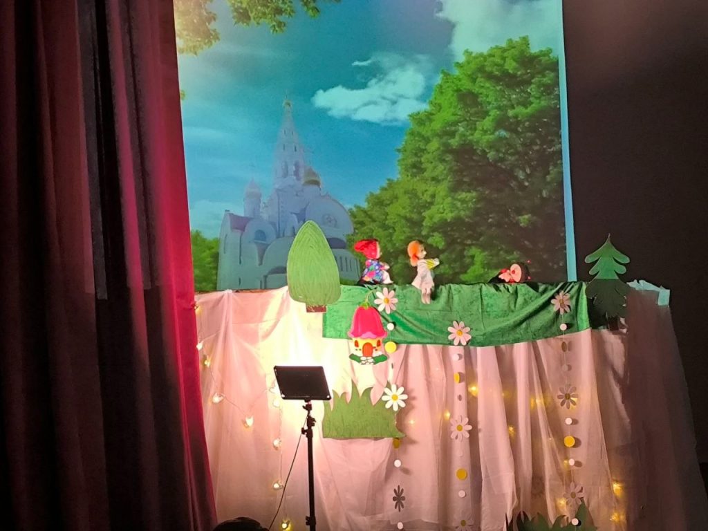 В НПЦ ДП прошёл Пасхальный спектакль для маленьких пациентов