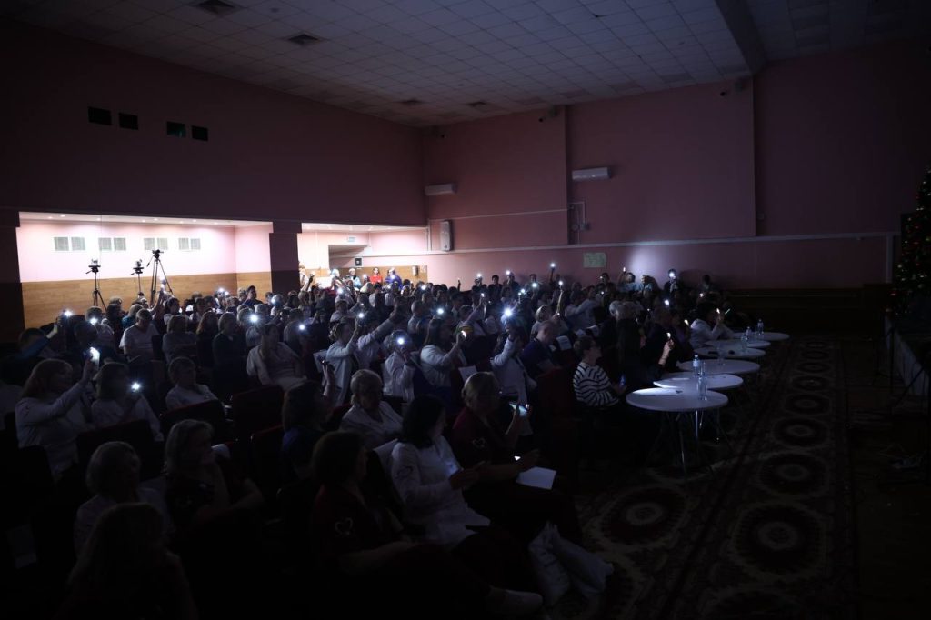 «Ёлка, Танцы, НПЦ»: в нашем Центре прошёл IV ежегодный новогодний фестиваль для сотрудников