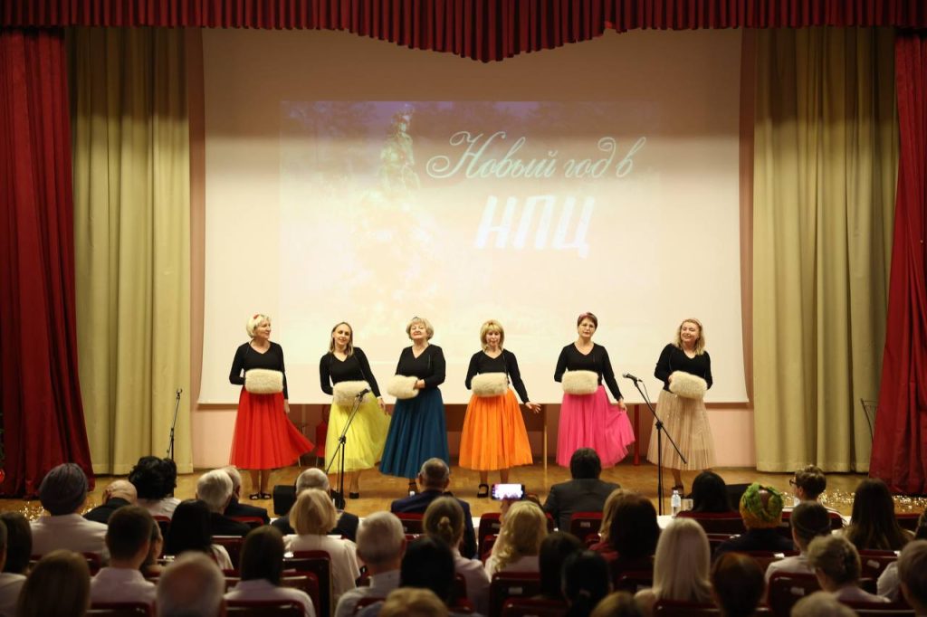 «Ёлка, Танцы, НПЦ»: в нашем Центре прошёл IV ежегодный новогодний фестиваль для сотрудников