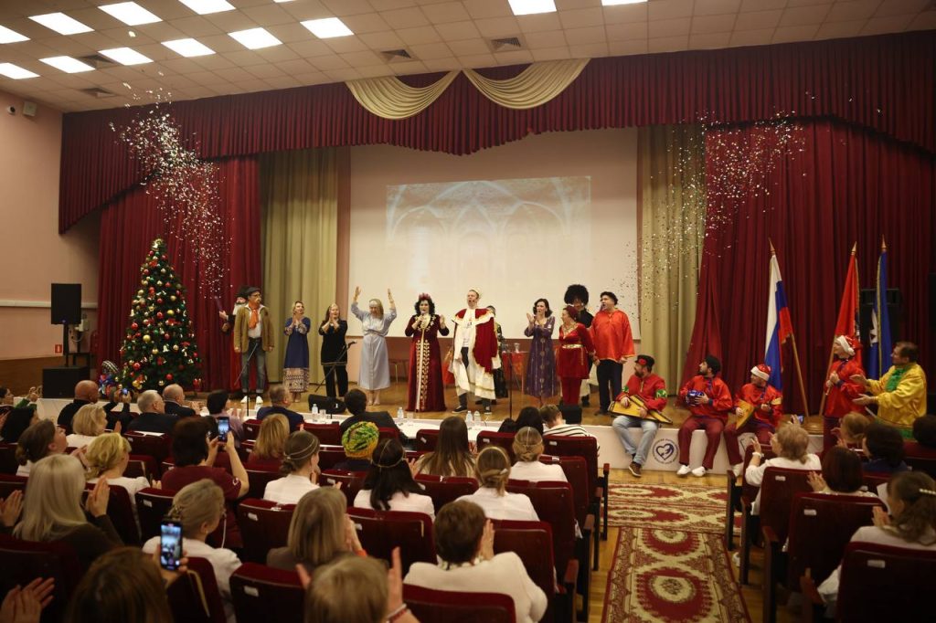 «Ёлка, Танцы, НПЦ»: в нашем Центре прошёл IV ежегодный новогодний фестиваль для сотрудников